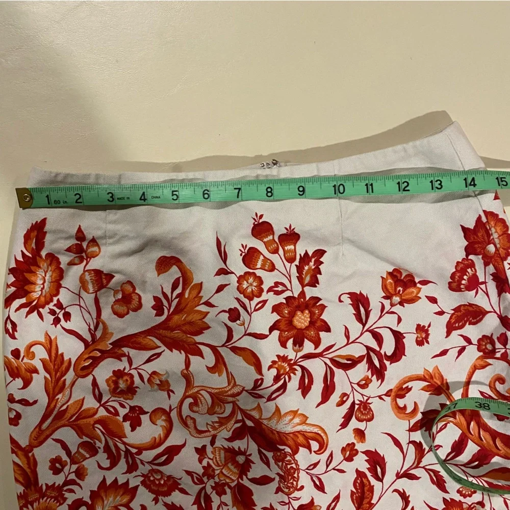 Talbots Skirt Women’s 8P Tan Floral Print Flat Front Zipper Back Slit Cotton - Picture 6 of 7